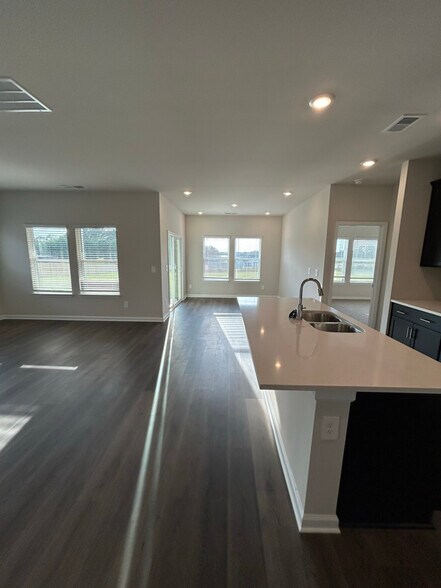 Building Photo - 29351 Satilla Cir