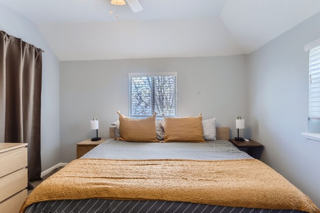 Building Photo - Downtown Tranquility: 2BDR Escape in Lafay...