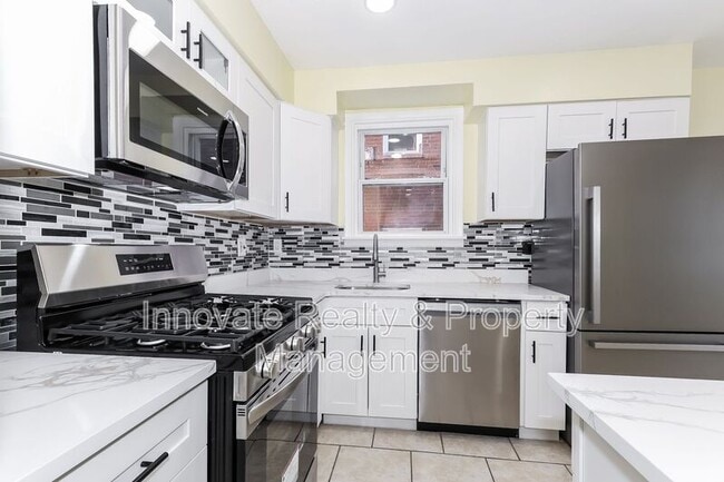 Building Photo - 226 Lockart Terrace