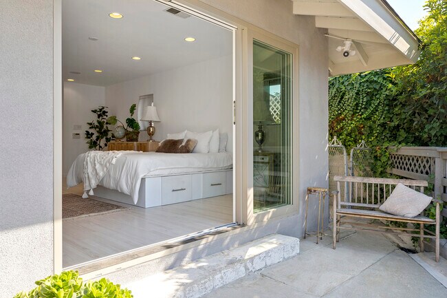 Master Bedroom - 4557 Don Milagro Dr