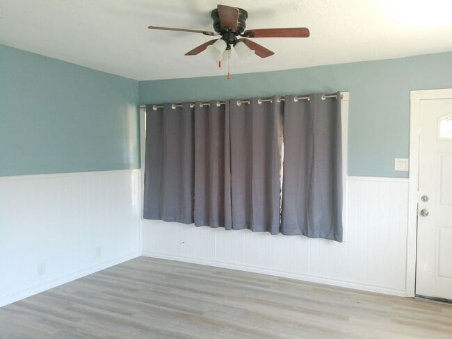 Building Photo - 4313 Molina Dr