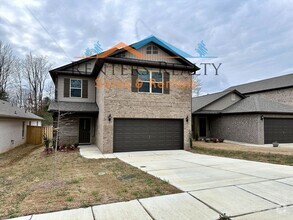 Building Photo - 3 Bedroom House in East Limestone