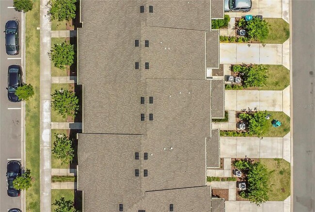 Building Photo - 3335 Azolla St