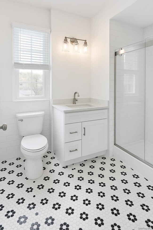 Building Photo - 122 Greenwich Ave