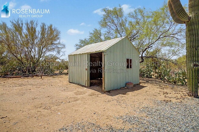 Building Photo - 6525 N Brushtail Ln