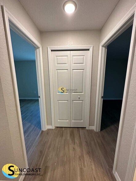 Building Photo - 8009 N Primrose Dr