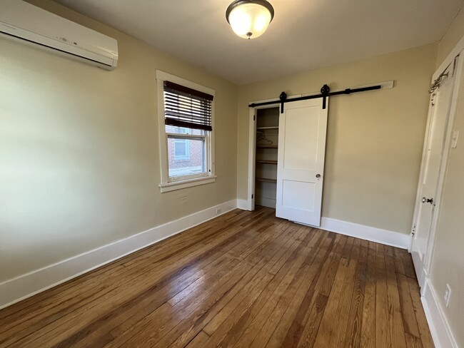 Building Photo - 2268 Shady Ave