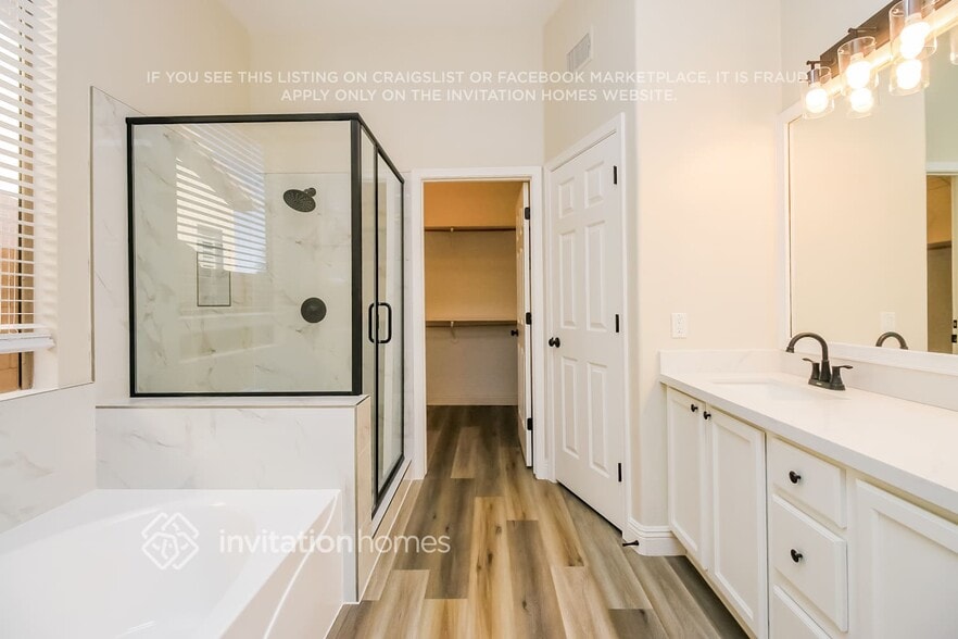 Building Photo - 440 S Brett St