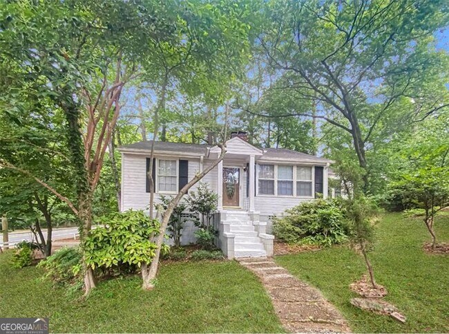 Primary Photo - 763 N Park Dr SE