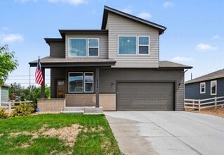 Building Photo - 3774 Beech Tree St