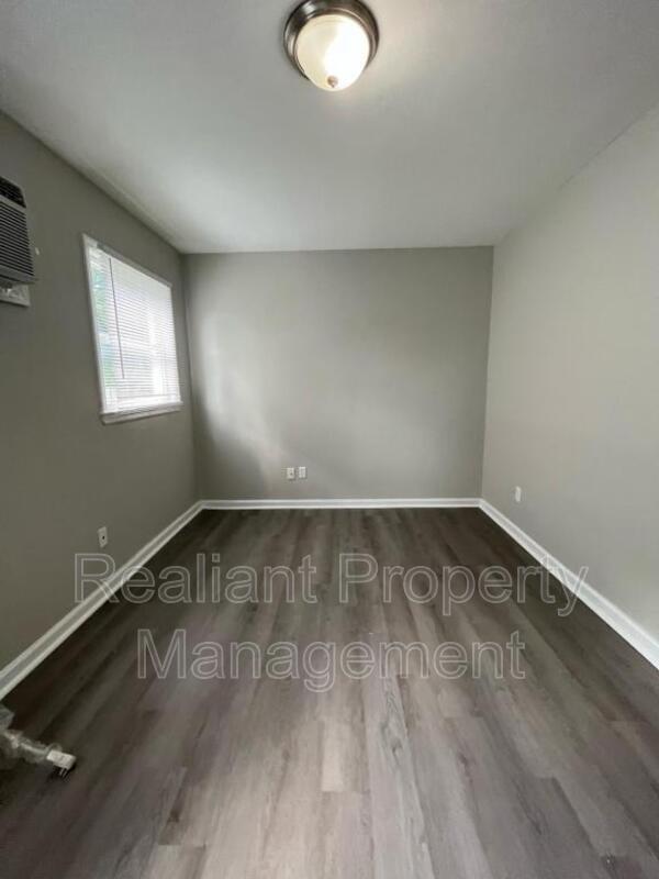 Building Photo - 2133 Will Fant Dr