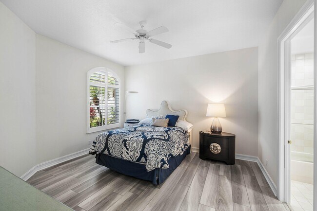 Building Photo - 123 Palm Bay Terrace