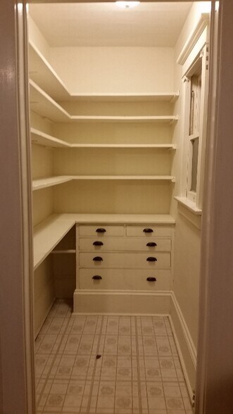 Building Photo - 3 Burkle St