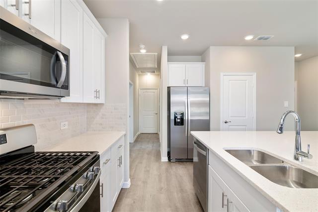 Building Photo - 206 Berkshire Dr