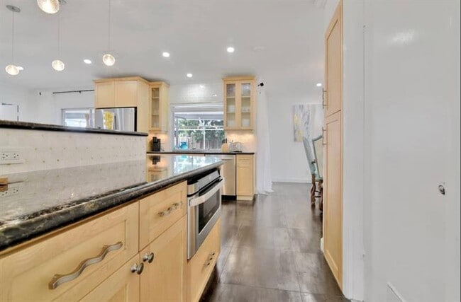 Building Photo - 105 Orchard Ridge Ln