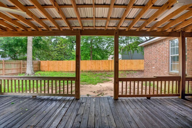 Building Photo - Beautiful Diamondhead Home