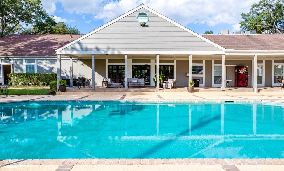 Providence at Heights 2400 Hackett Dr Houston TX 77008 Apartment Finder