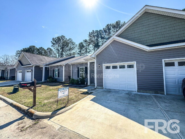 Building Photo - 1503 S Taylor St