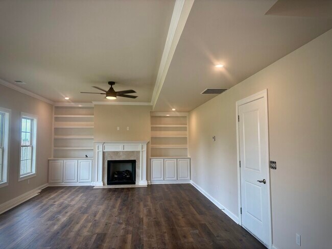 Building Photo - 2737 Sullivans Trce