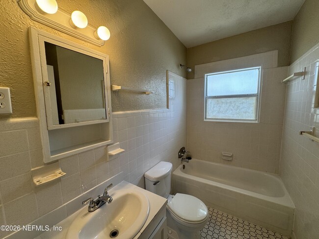 Building Photo - 8277 Cheryl Ann Ln