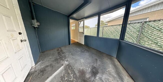 Building Photo - 9401 88th Way N