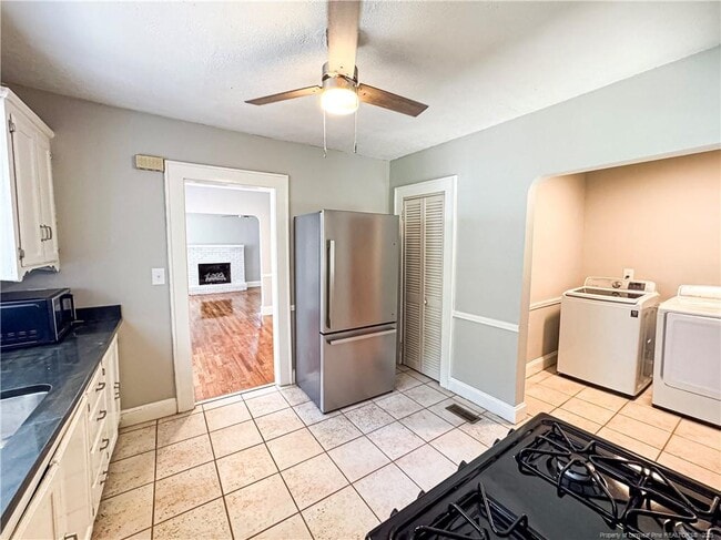 Building Photo - 703 Greenland Dr