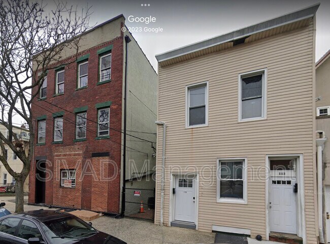 Building Photo - 113 N 5th Ave