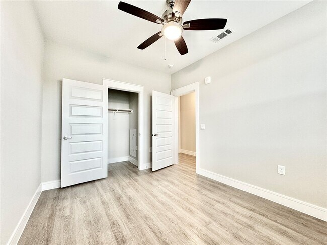 Building Photo - 5026 Zion Rd