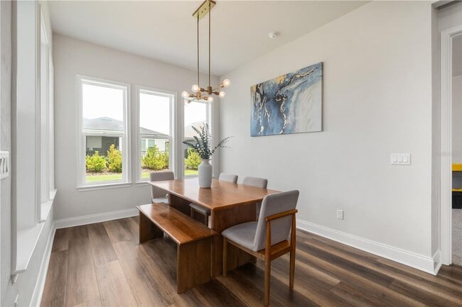 Building Photo - Gorgeous 3/2 in Oakmont!!!