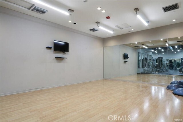 Building Photo - 133 The Promenade N