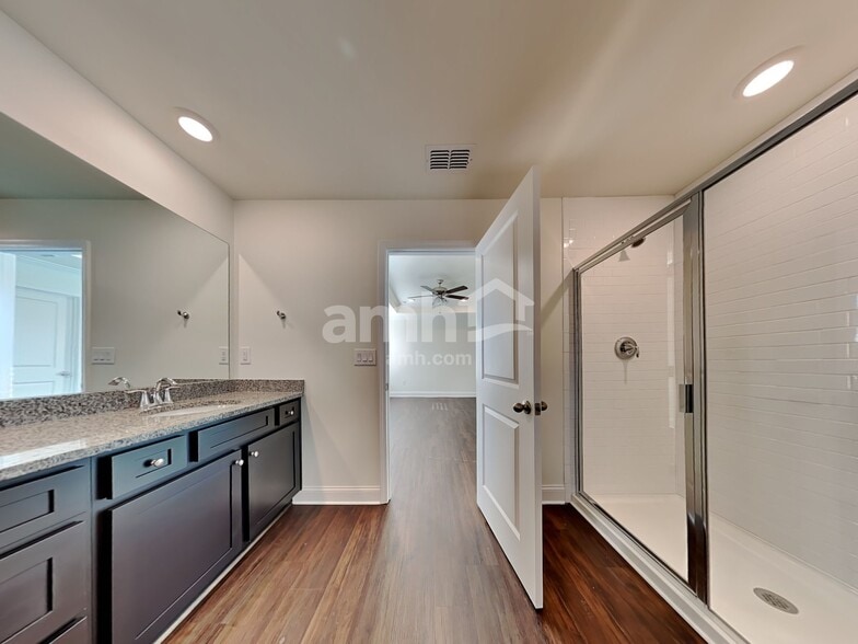 Building Photo - 580 Smt Vw Ln