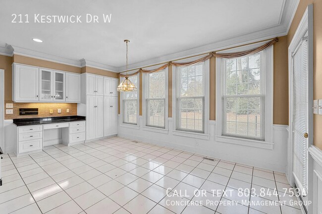 Building Photo - 211 Kestwick Dr W