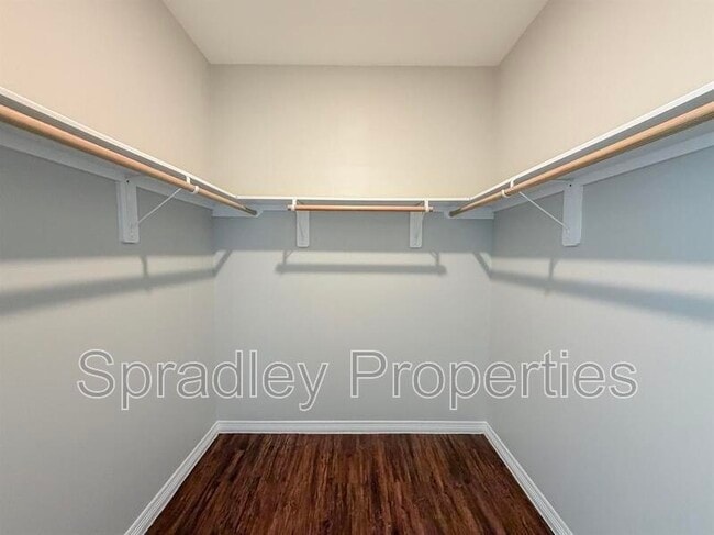 Building Photo - 1124 W Ave O