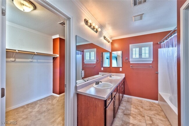 Building Photo - 1076 Carson Run St