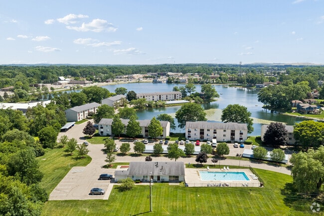 Aerial - Orion Cove Apartments