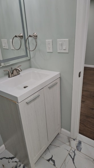 Building Photo - 2505 McKenzie Rd