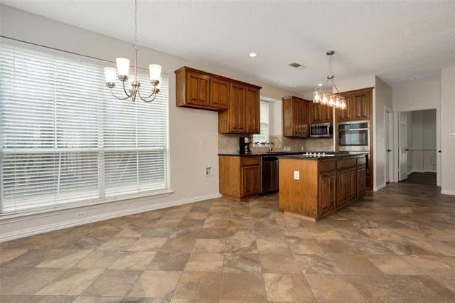Building Photo - 6716 Bluffview Dr