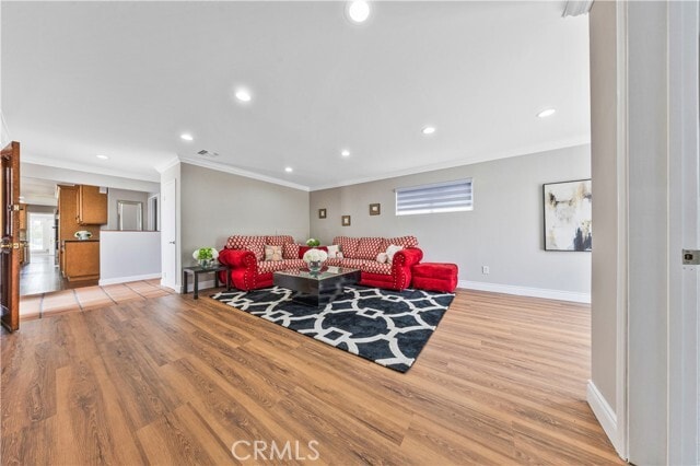 Building Photo - 927 Montecito Dr