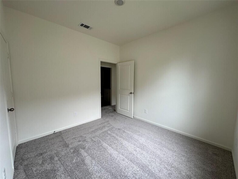 Building Photo - 3507 Queensberry Ct