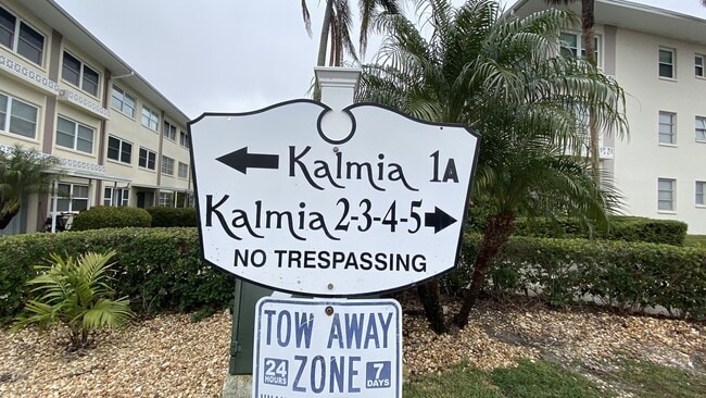 Building Photo - 1235 S Highland Ave