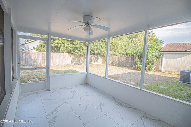 Building Photo - 3839 Union Pacific Dr W
