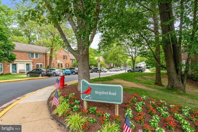 Building Photo - 5907 Kingsford Rd