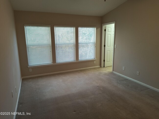 Building Photo - 3253 Climbing Ivy Trail