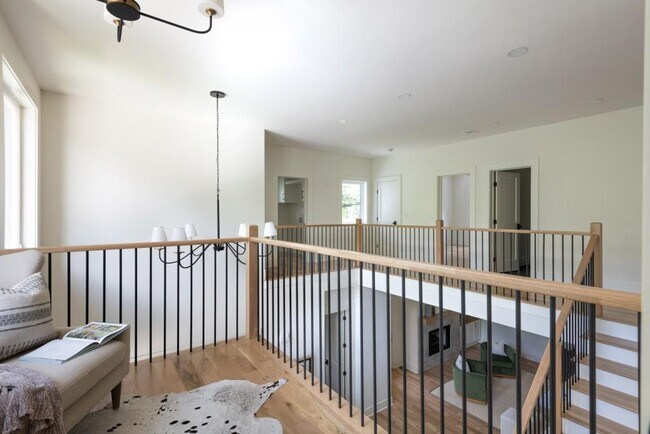Building Photo - 2771 Guthrie St