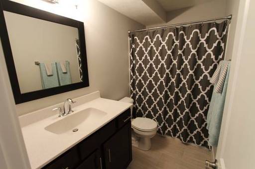 Building Photo - 124 N 31st Ave