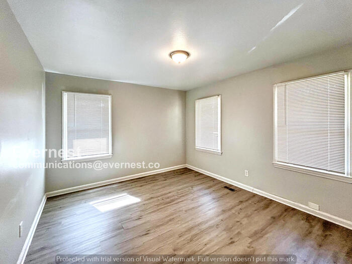 Building Photo - 2246 Polar Rock Terrace SW