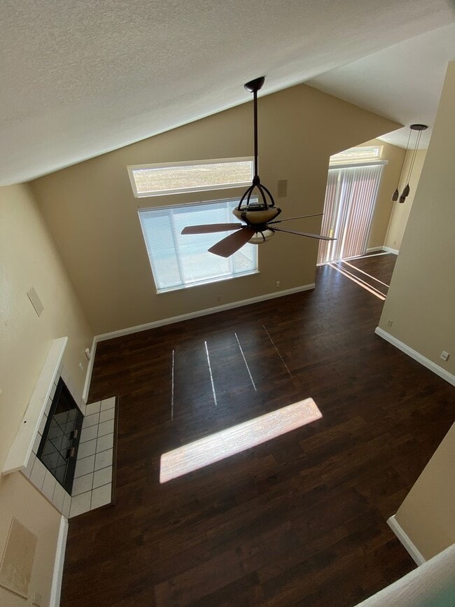 Building Photo - 2 Primary Bedrooms - Close to Travis Air Base - with No Rear Neighbors!