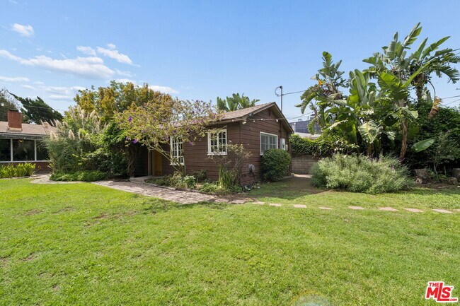 Building Photo - 1377 Appleton Way