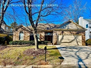 Building Photo - 109 Claremont Way