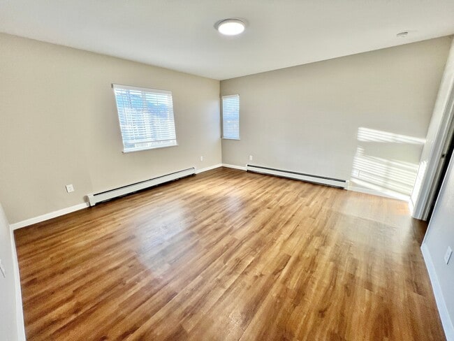 Living Room Area 5 - Table Mountain Townhomes
